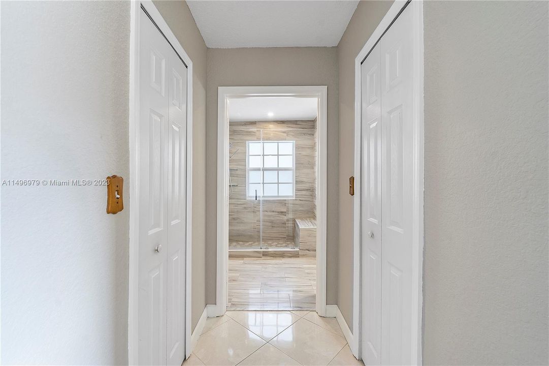 Recently Sold: $619,000 (4 beds, 2 baths, 1624 Square Feet)