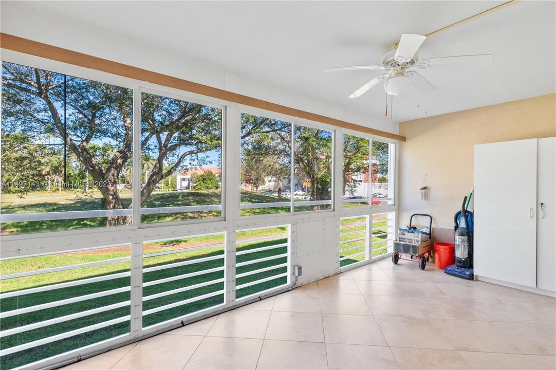 Recently Sold: $200,000 (2 beds, 2 baths, 1000 Square Feet)