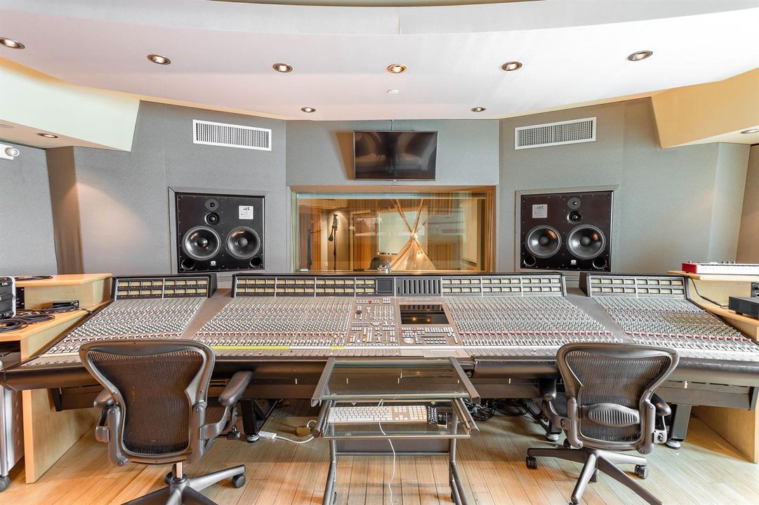 -SSL (Solid State Logic) 9000j Series re