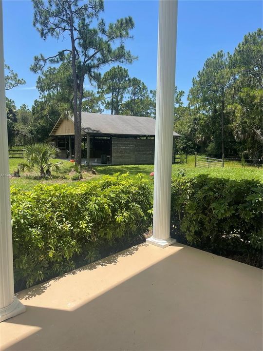 Recently Sold: $650,000 (4 beds, 2 baths, 2054 Square Feet)