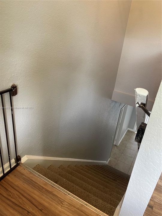 Recently Sold: $650,000 (4 beds, 2 baths, 2054 Square Feet)