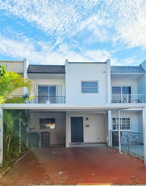 Recently Sold: $429,000 (3 beds, 2 baths, 1595 Square Feet)