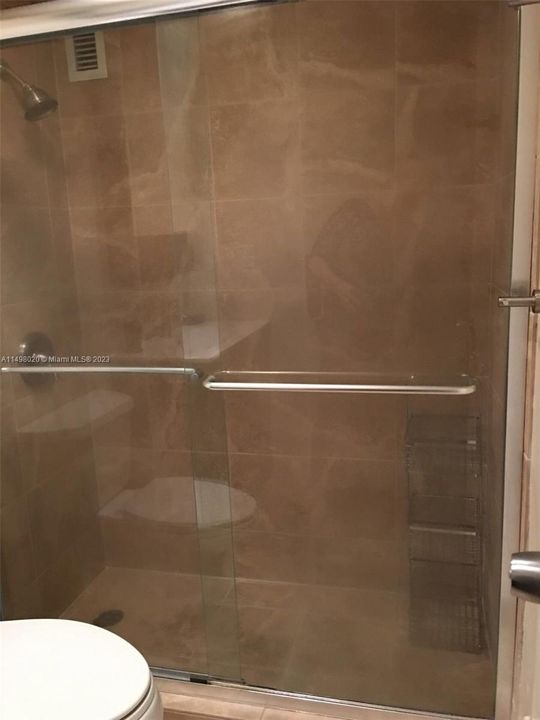 Недавно продано: $465,000 (1 спален, 1 ванн, 874 Квадратных фут)