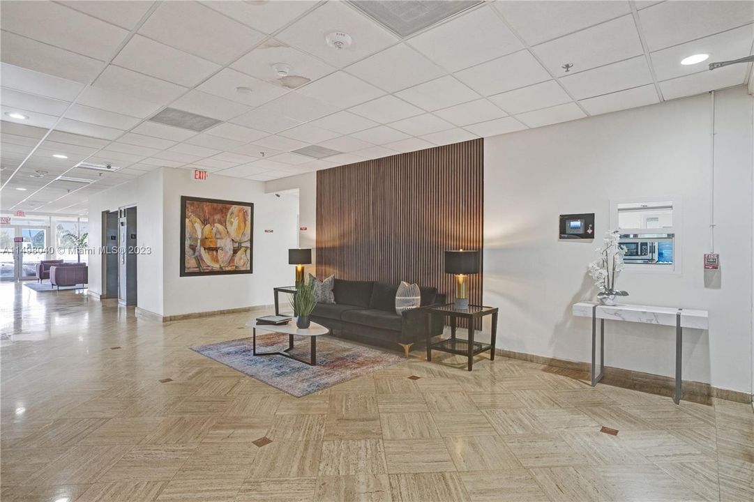 Recently Sold: $749,000 (2 beds, 2 baths, 1320 Square Feet)