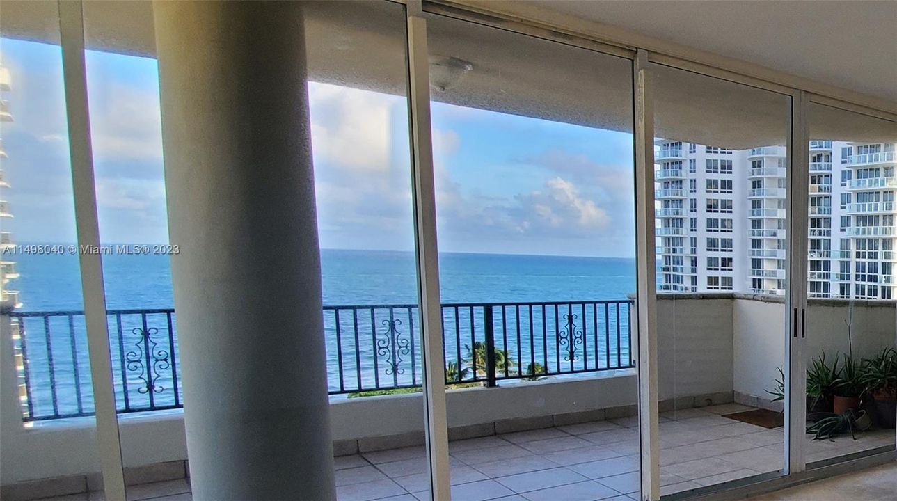 Recently Sold: $749,000 (2 beds, 2 baths, 1320 Square Feet)