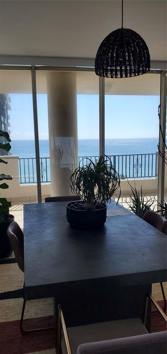 Recently Sold: $749,000 (2 beds, 2 baths, 1320 Square Feet)