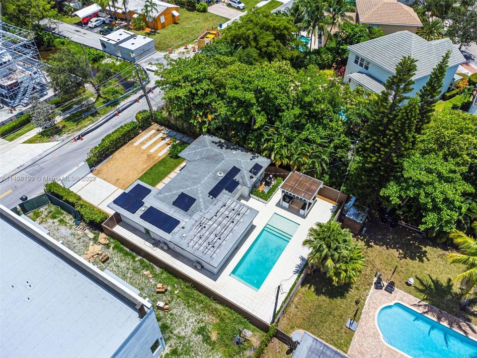 Recently Sold: $875,000 (3 beds, 2 baths, 1729 Square Feet)