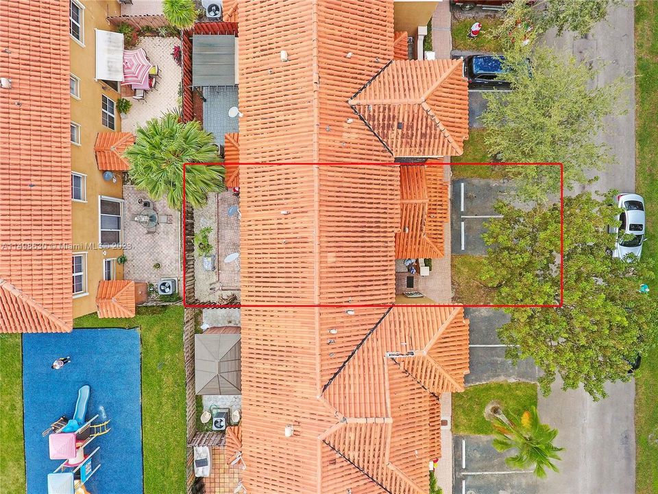 Recently Rented: $2,895 (3 beds, 3 baths, 1351 Square Feet)