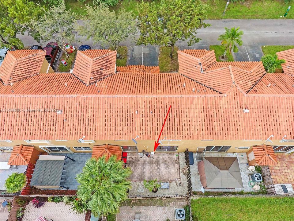 Recently Rented: $2,895 (3 beds, 3 baths, 1351 Square Feet)