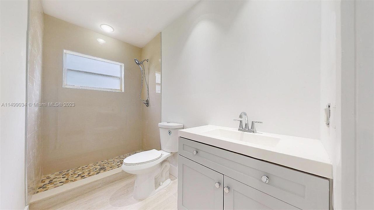 Недавно арендовано: $4,500 (4 спален, 2 ванн, 3657 Квадратных фут)