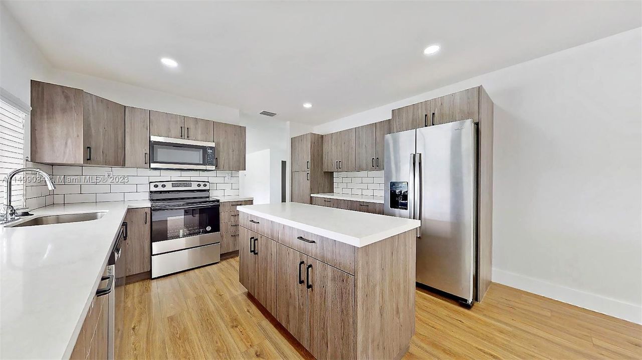 Недавно арендовано: $4,500 (4 спален, 2 ванн, 3657 Квадратных фут)