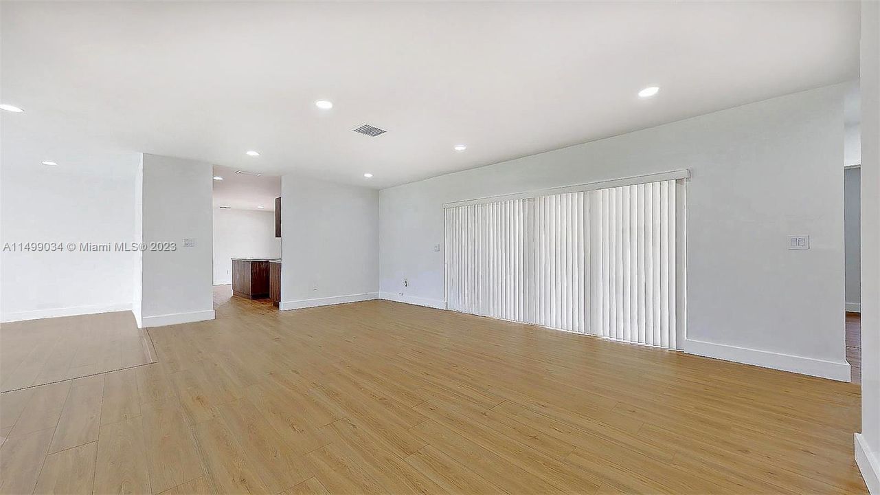 Недавно арендовано: $4,500 (4 спален, 2 ванн, 3657 Квадратных фут)