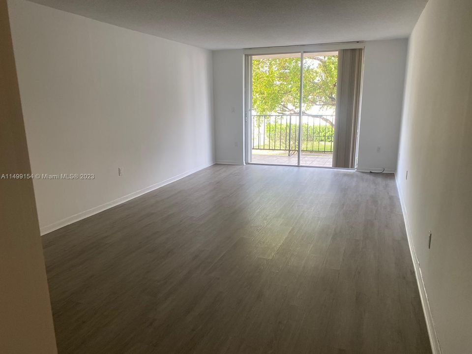 Recently Rented: $1,850 (1 beds, 1 baths, 875 Square Feet)