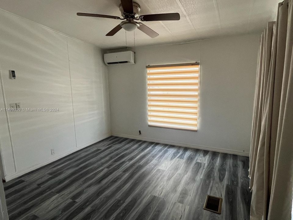 Recently Rented: $3,250 (3 beds, 2 baths, 1248 Square Feet)