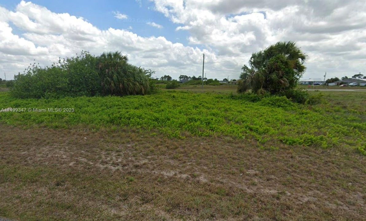 For Sale: $35,000 (0.20 acres)