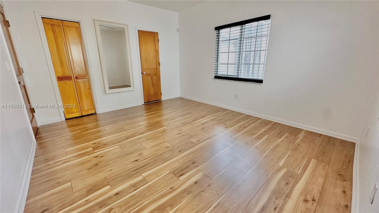 Recently Rented: $7,995 (3 beds, 3 baths, 2186 Square Feet)