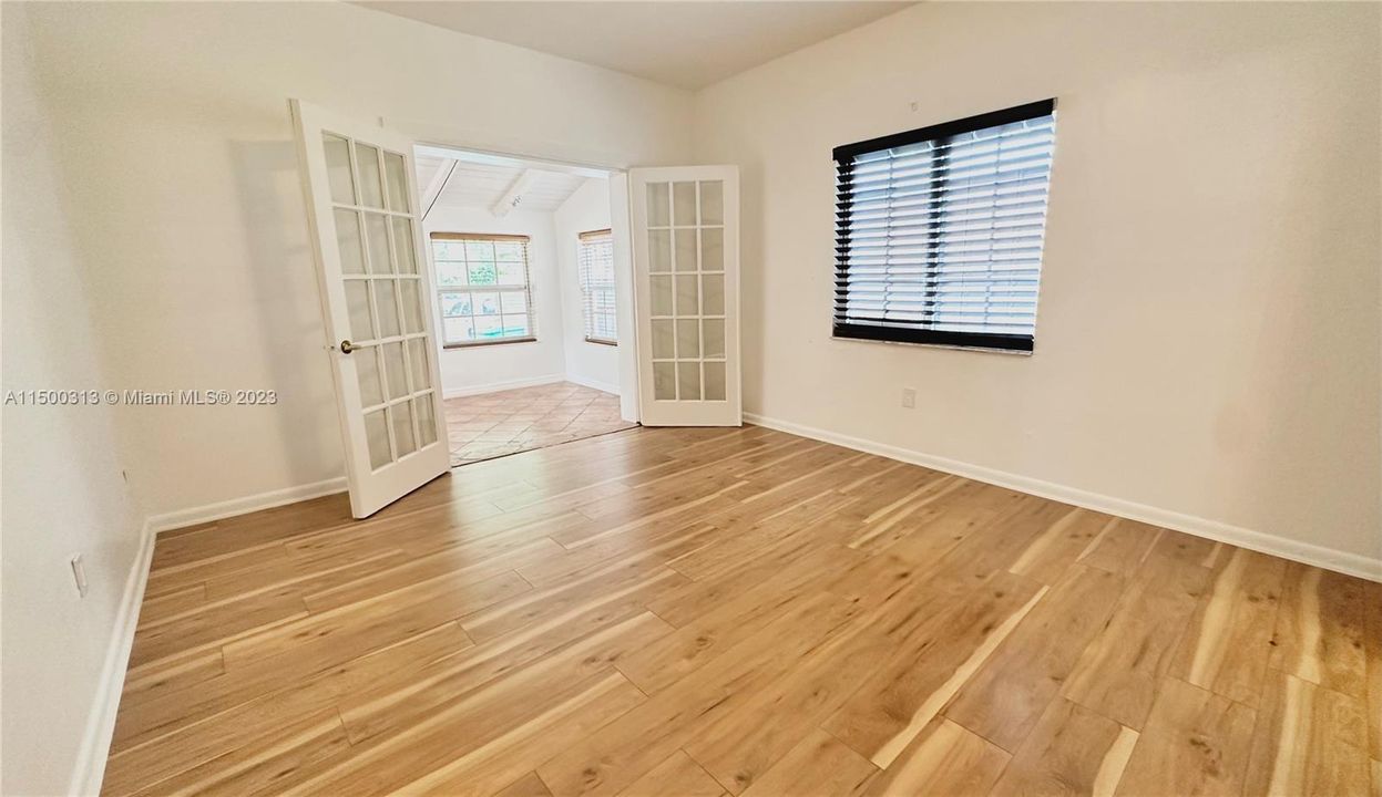 Recently Rented: $7,995 (3 beds, 3 baths, 2186 Square Feet)