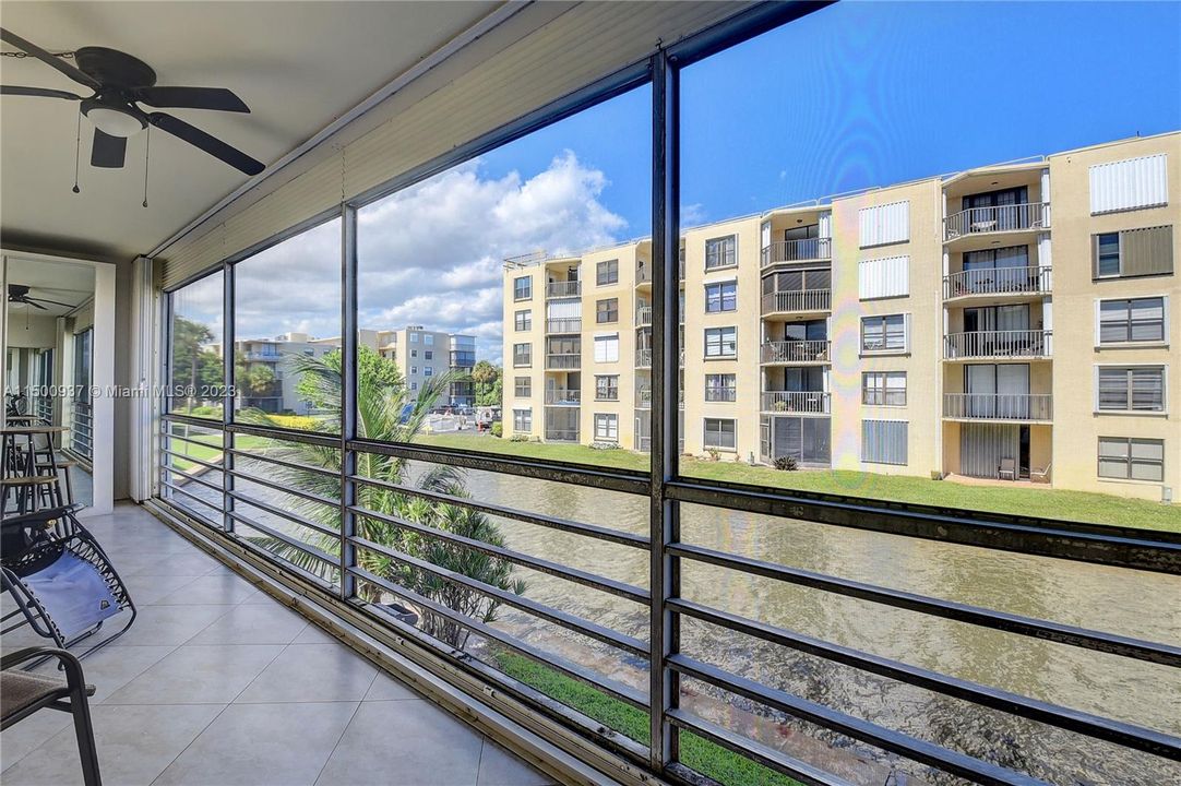 Recently Rented: $2,300 (2 beds, 2 baths, 1095 Square Feet)