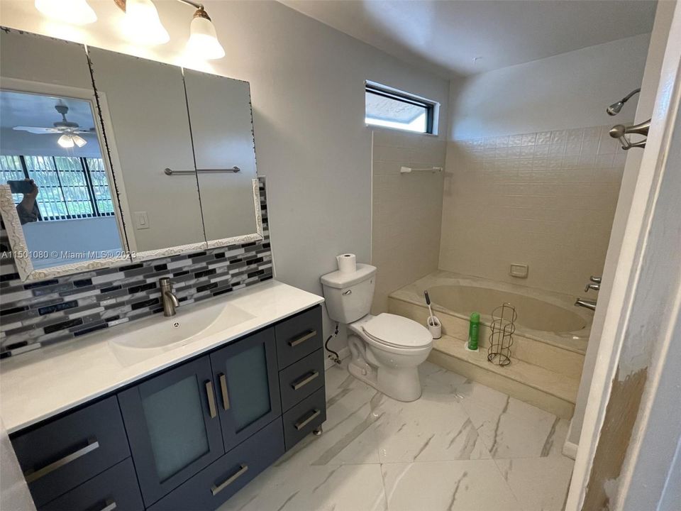 Недавно арендовано: $2,600 (3 спален, 2 ванн, 1270 Квадратных фут)