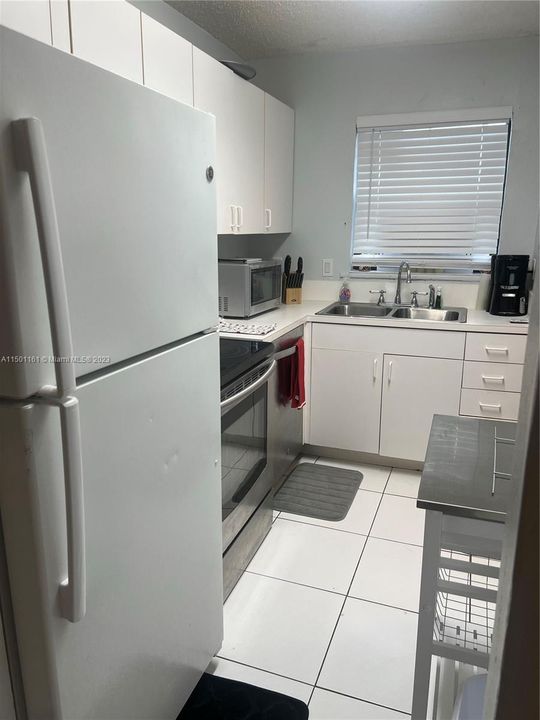 Recently Rented: $1,650 (1 beds, 1 baths, 840 Square Feet)