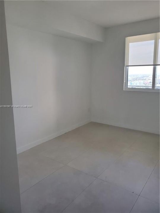 Recently Rented: $5,500 (3 beds, 3 baths, 1435 Square Feet)