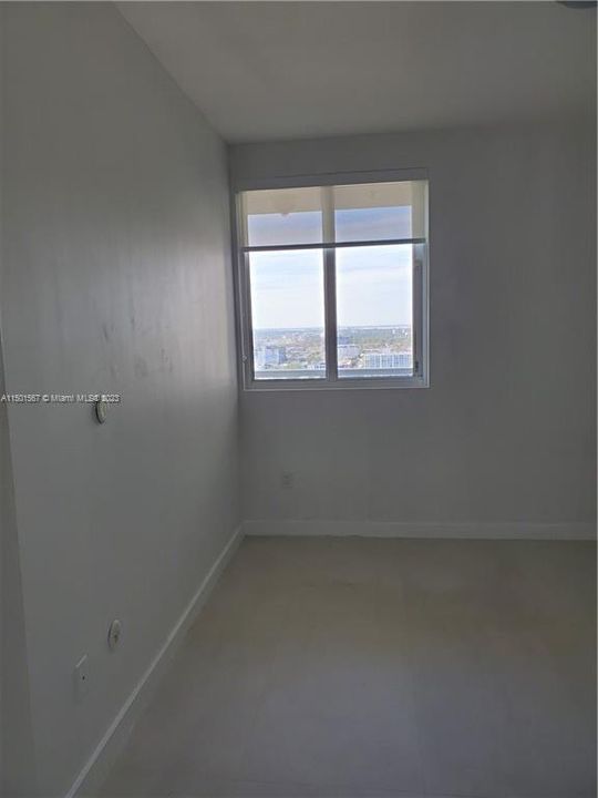 Recently Rented: $5,500 (3 beds, 3 baths, 1435 Square Feet)