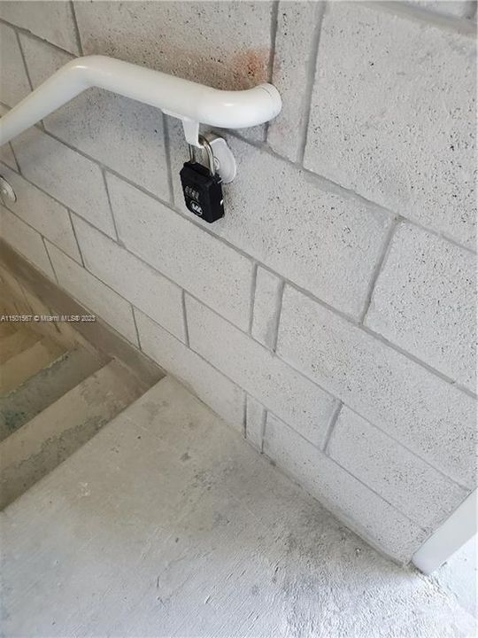 Recently Rented: $5,500 (3 beds, 3 baths, 1435 Square Feet)