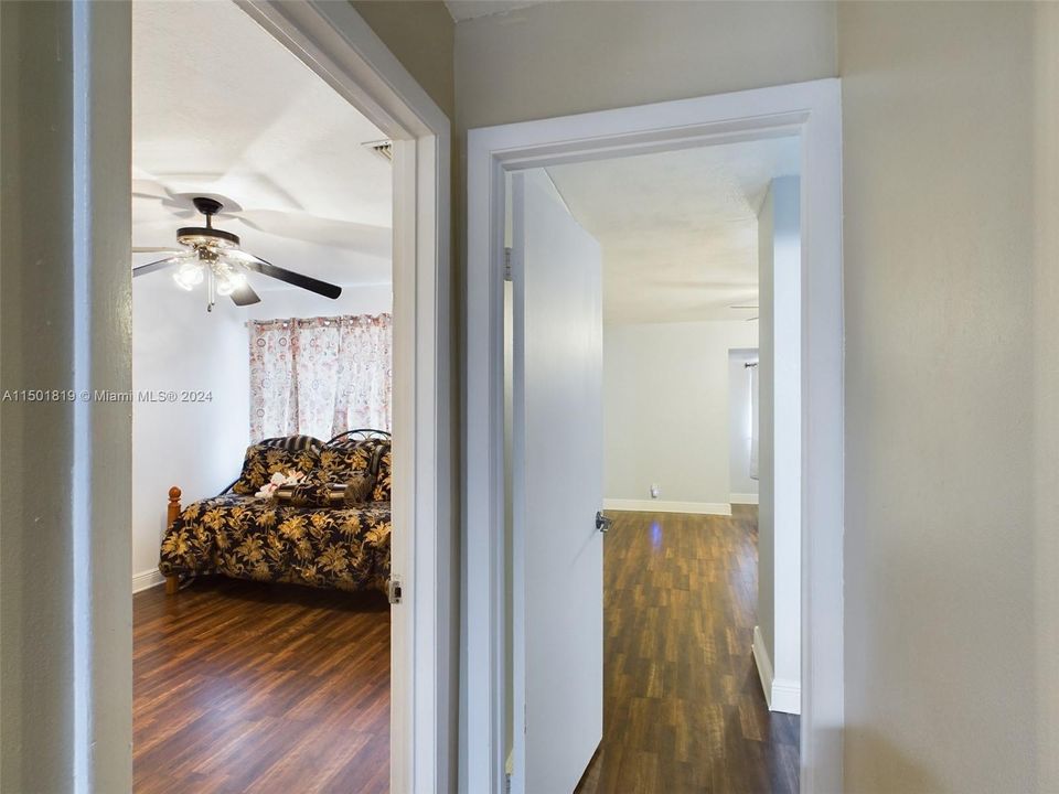 Recently Sold: $374,850 (4 beds, 2 baths, 2020 Square Feet)