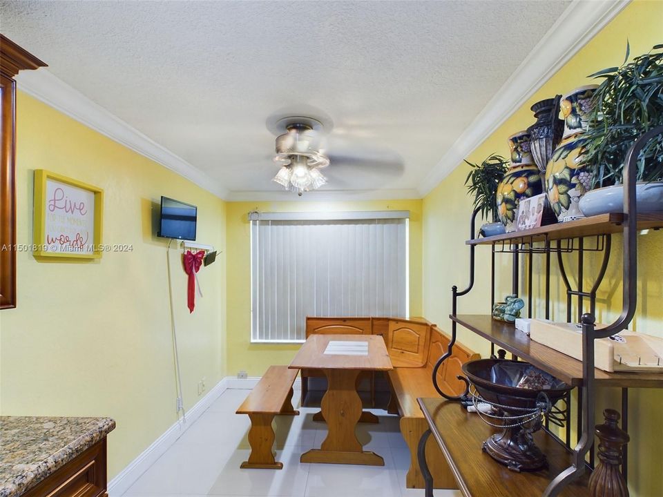 Recently Sold: $374,850 (4 beds, 2 baths, 2020 Square Feet)