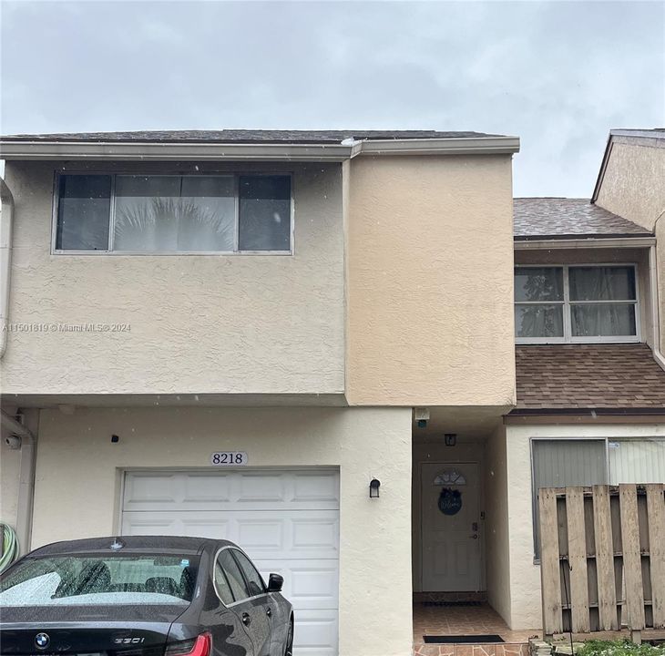 Recently Sold: $374,850 (4 beds, 2 baths, 2020 Square Feet)