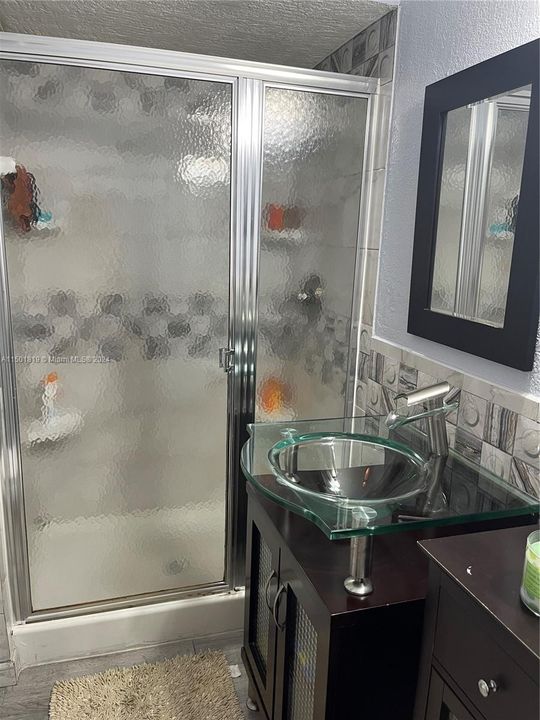 Recently Sold: $374,850 (4 beds, 2 baths, 2020 Square Feet)