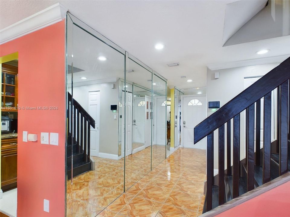 Recently Sold: $374,850 (4 beds, 2 baths, 2020 Square Feet)