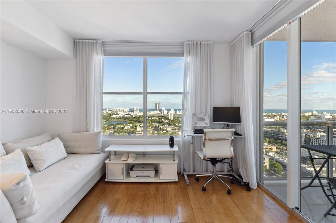 Recently Rented: $4,200 (1 beds, 1 baths, 800 Square Feet)