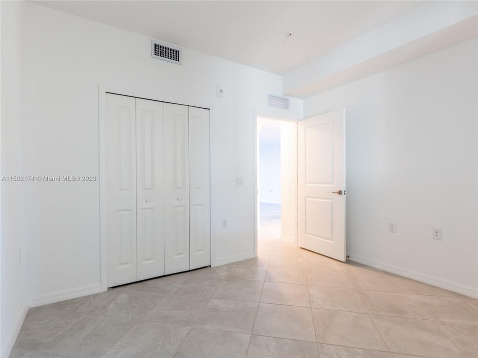 Recently Rented: $2,200 (2 beds, 2 baths, 1232 Square Feet)