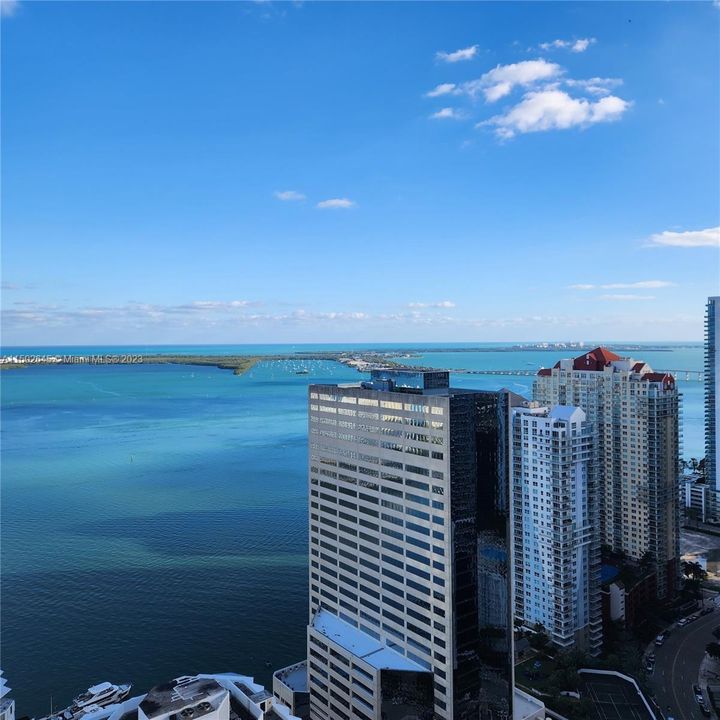 Recently Rented: $4,700 (2 beds, 2 baths, 1101 Square Feet)