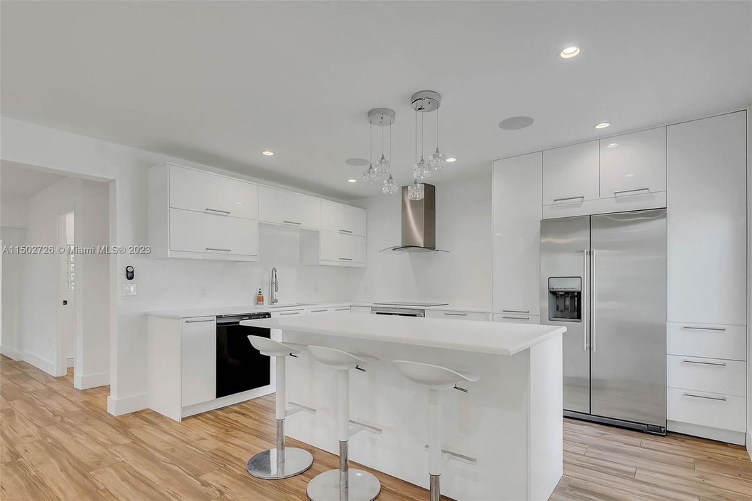 Recently Sold: $842,700 (0 beds, 0 baths, 1945 Square Feet)