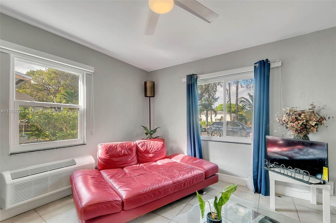 Recently Sold: $842,700 (0 beds, 0 baths, 1945 Square Feet)