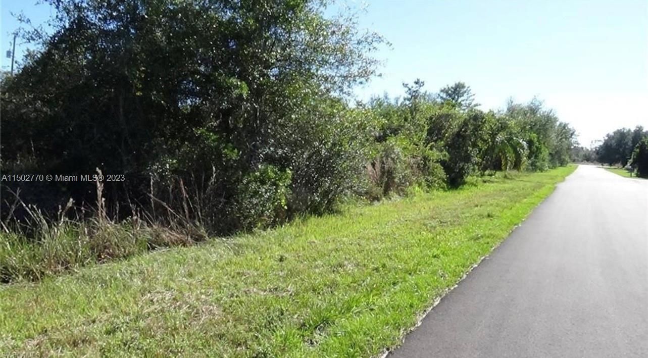 En Venta: $30,000 (0.23 acres)