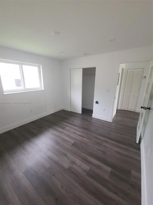 Recently Rented: $1,950 (1 beds, 1 baths, 720 Square Feet)