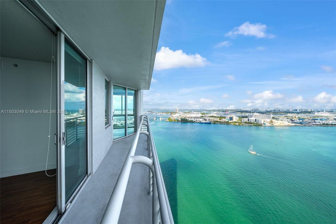 Recently Sold: $875,000 (3 beds, 2 baths, 1416 Square Feet)