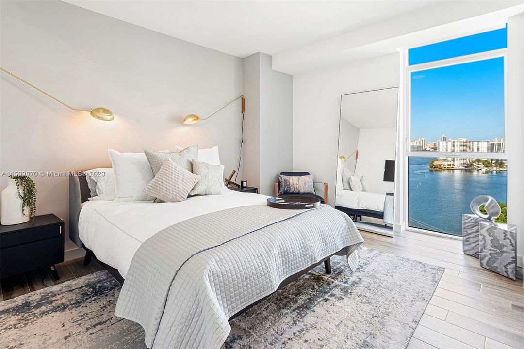 Active With Contract: $1,375,000 (3 beds, 2 baths, 1705 Square Feet)