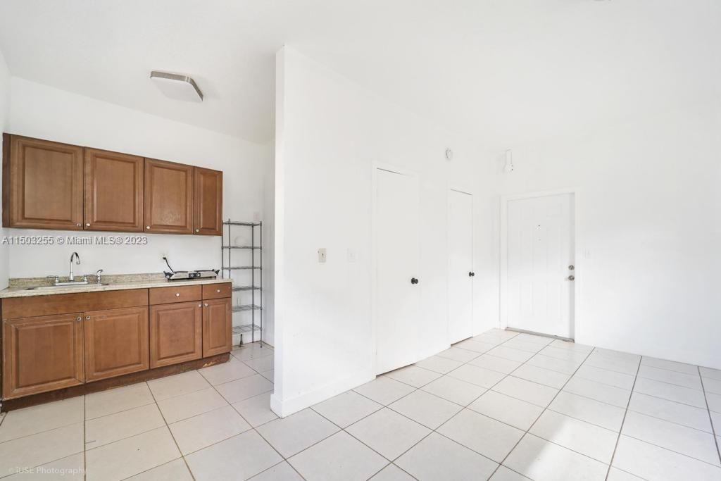 Active With Contract: $995,000 (0 beds, 0 baths, 4154 Square Feet)