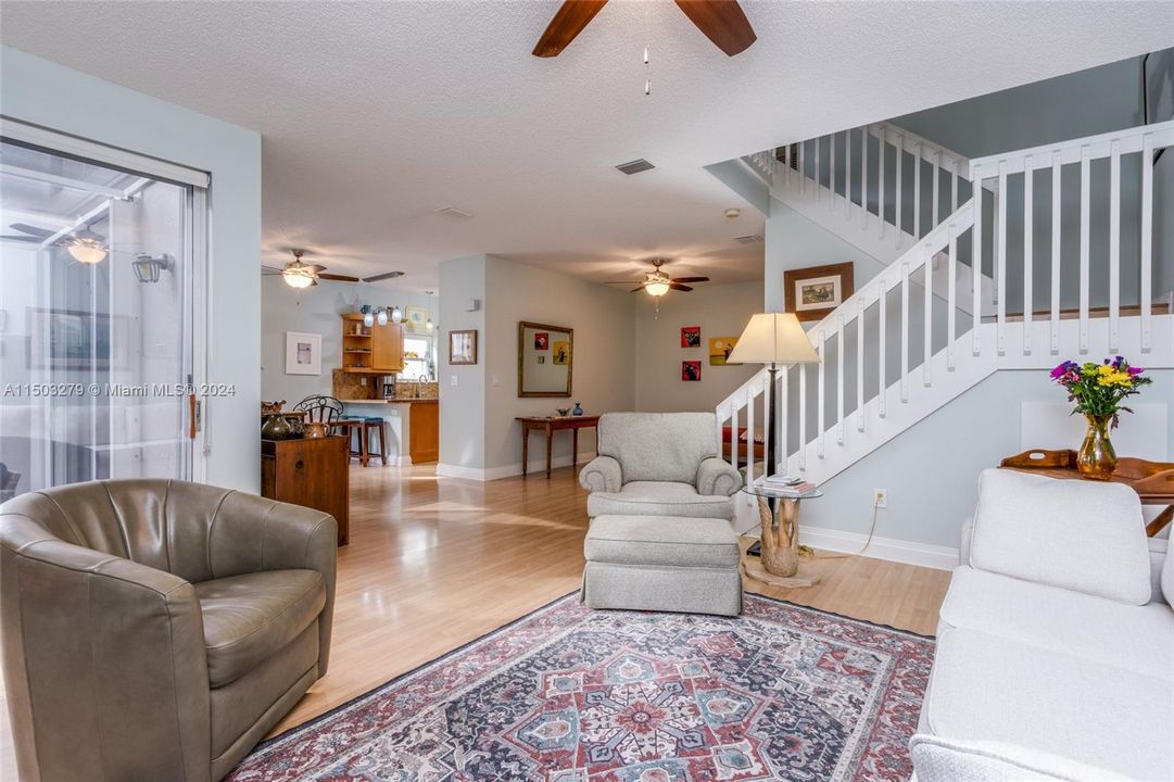 Recently Sold: $679,000 (3 beds, 2 baths, 1748 Square Feet)