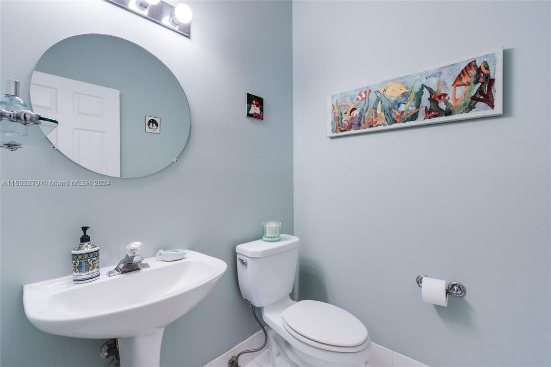 Recently Sold: $679,000 (3 beds, 2 baths, 1748 Square Feet)