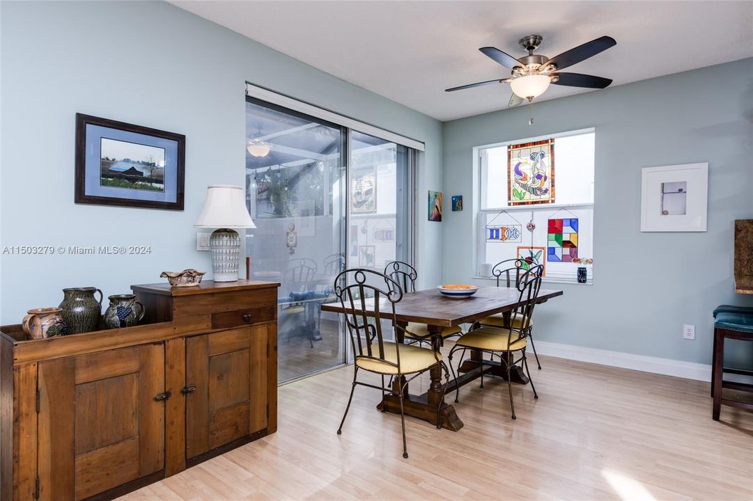 Recently Sold: $679,000 (3 beds, 2 baths, 1748 Square Feet)