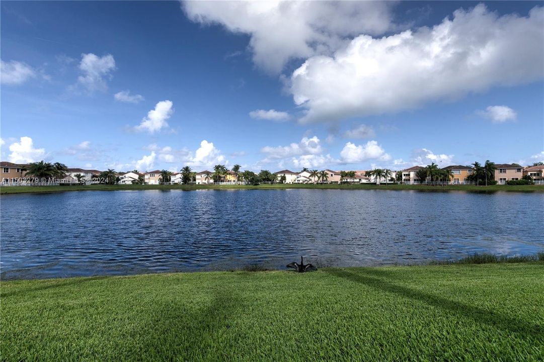 Recently Sold: $679,000 (3 beds, 2 baths, 1748 Square Feet)