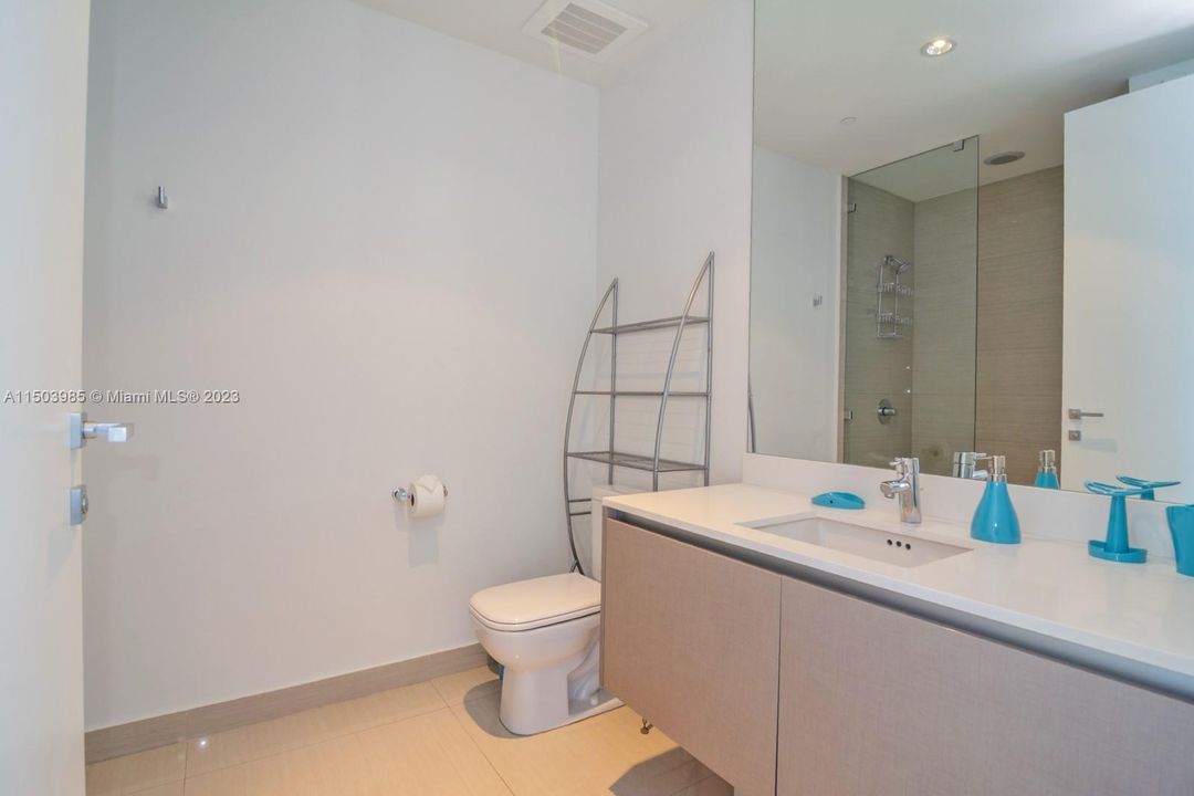 最近租的: $11,300 (3 贝兹, 4 浴室, 2398 平方英尺)