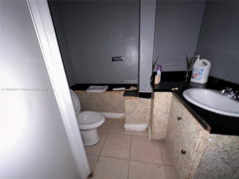 待售: $1,850,000 (0 贝兹, 0 浴室, 0 平方英尺)