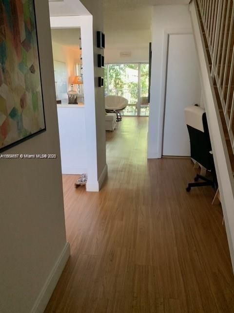 Recently Rented: $2,150 (1 beds, 1 baths, 1125 Square Feet)