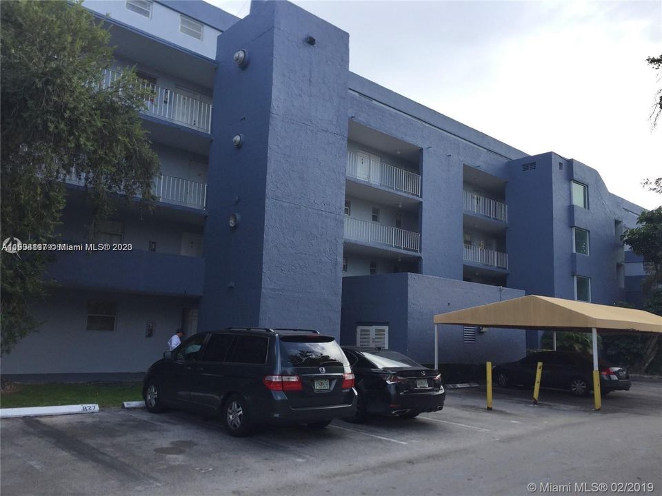 Recently Rented: $2,150 (1 beds, 1 baths, 1125 Square Feet)